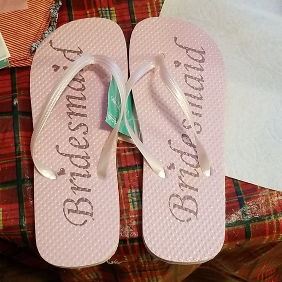 Flip Flops - Picture 1 of 2